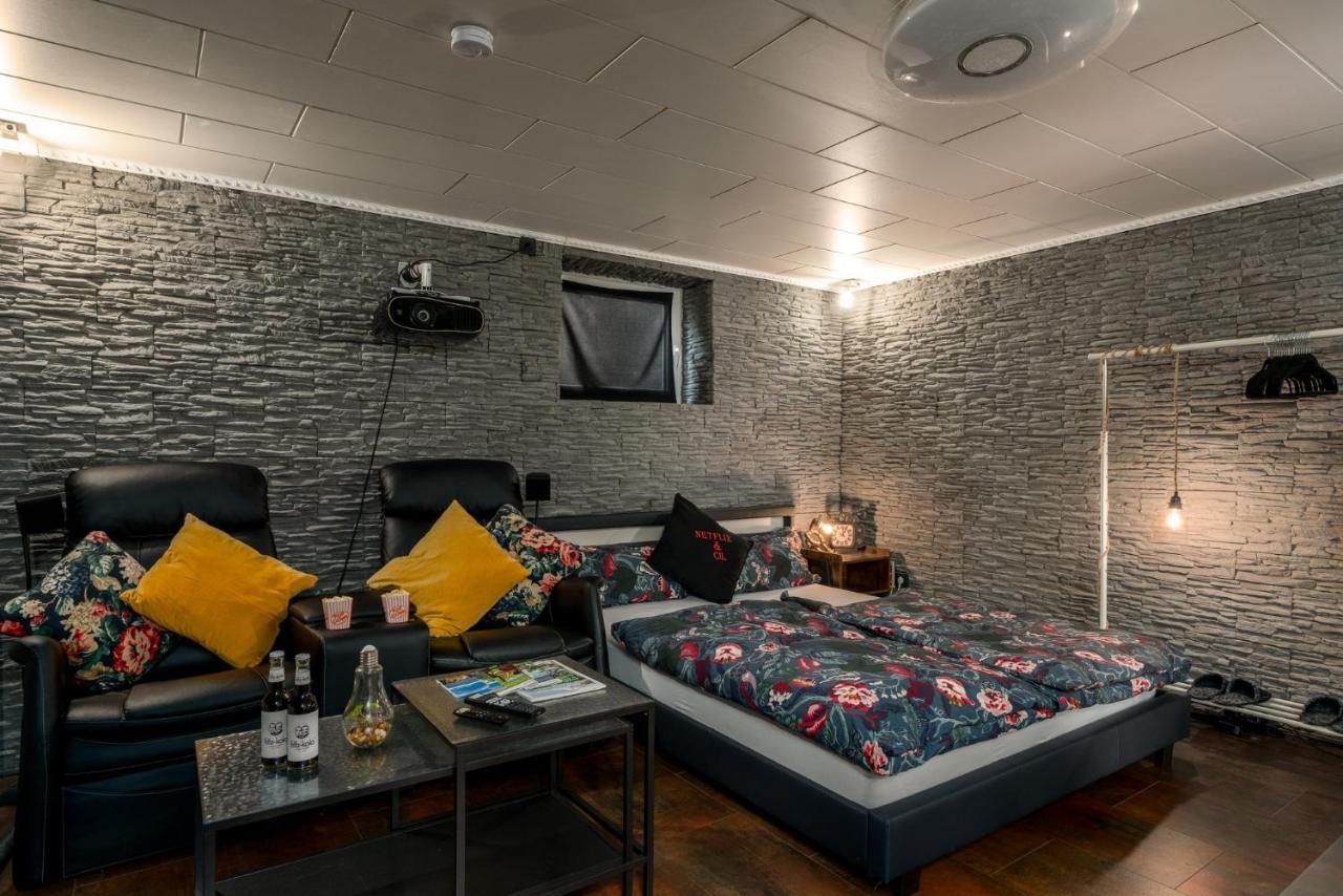 Home Cinema Kassel Exteriör bild