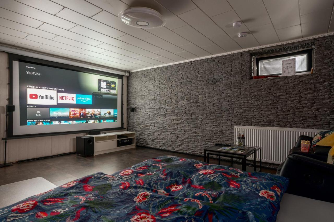Home Cinema Kassel Exteriör bild